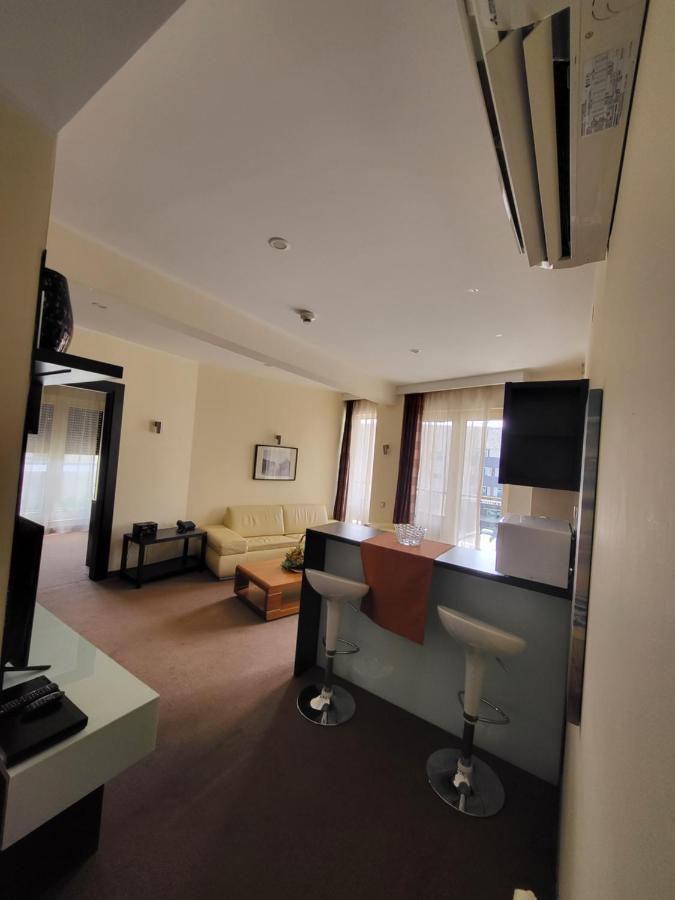 Apartments M Palace Μπούντβα Εξωτερικό φωτογραφία