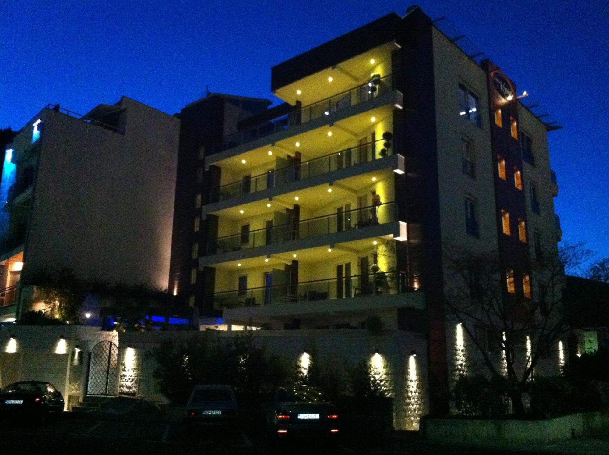 Apartments M Palace Μπούντβα Εξωτερικό φωτογραφία